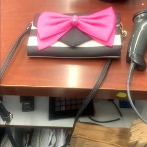 Betsey Johnson pink bow cross body bag